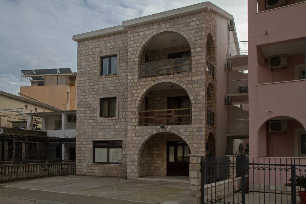 Apartments Hmd Budva Exterior photo