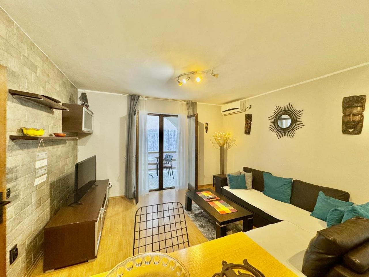Apartments Hmd Budva Exterior photo