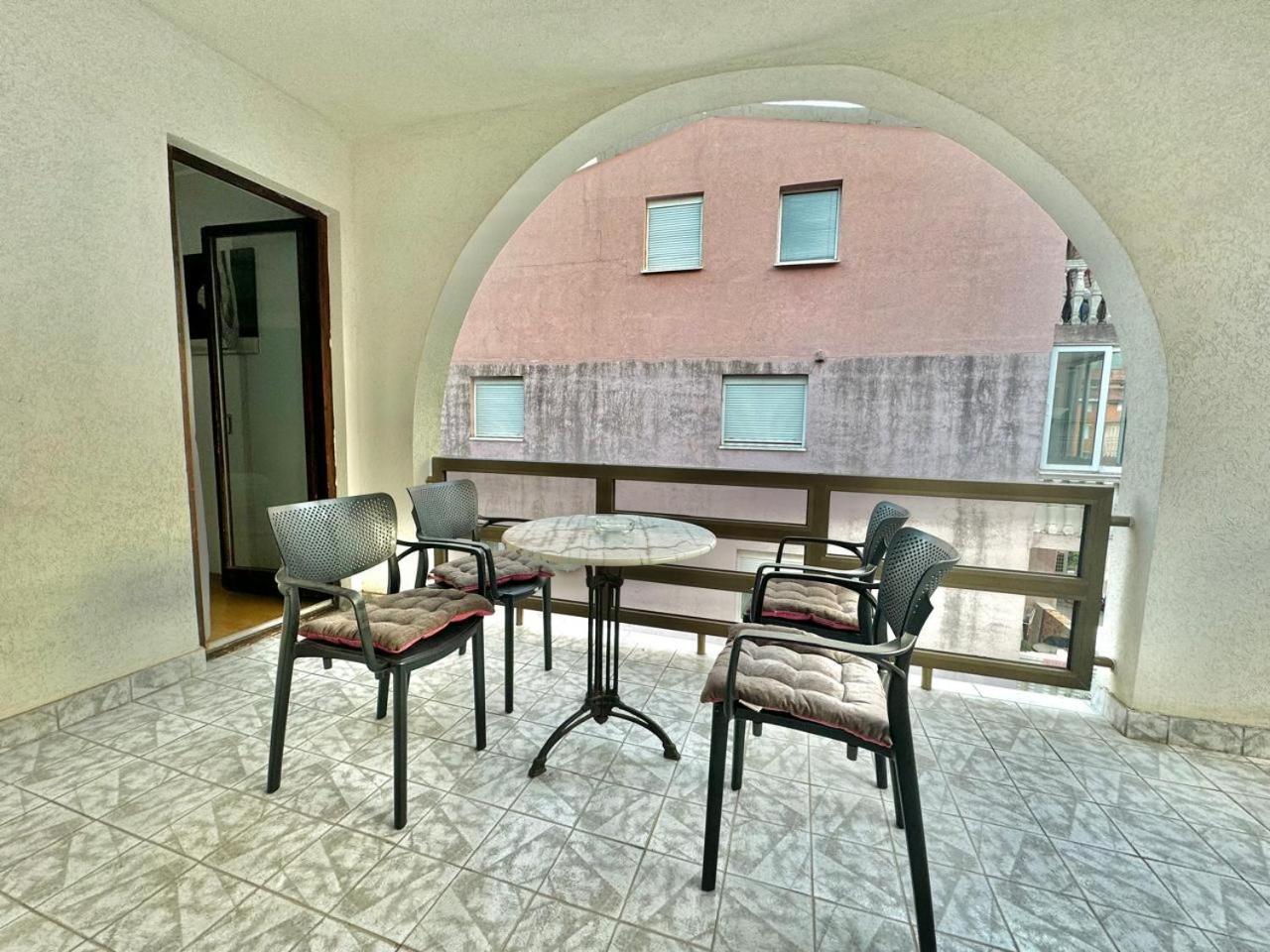Apartments Hmd Budva Exterior photo