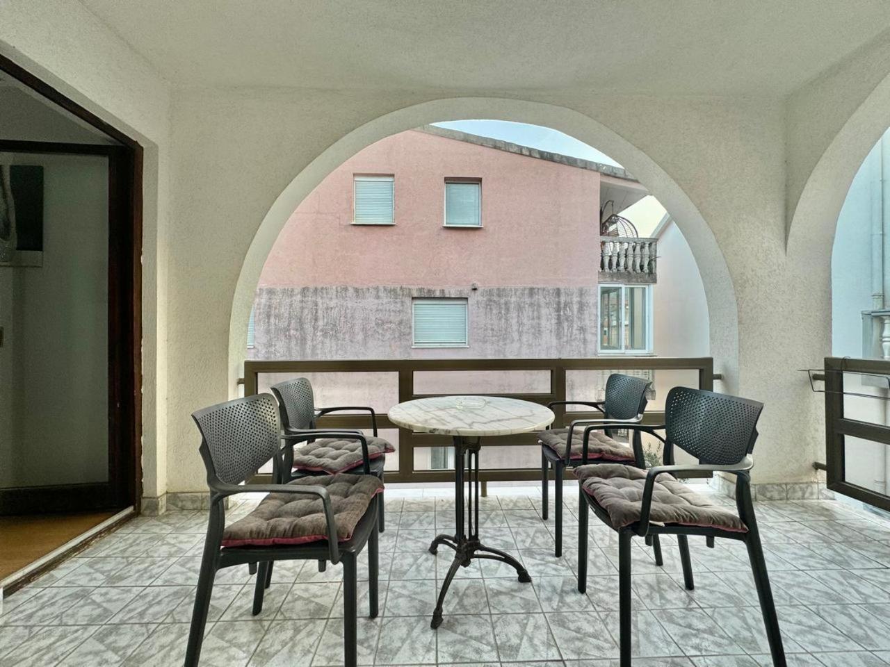 Apartments Hmd Budva Exterior photo