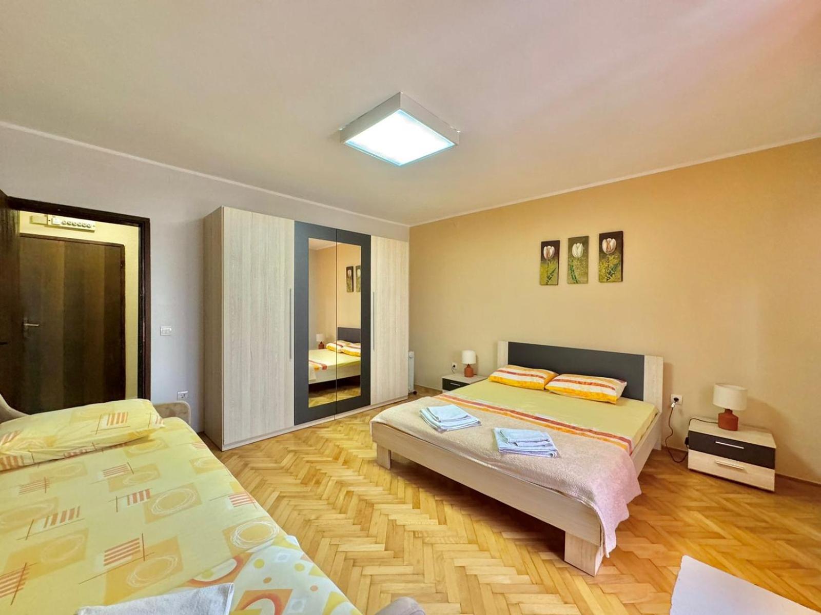 Apartments Hmd Budva Exterior photo