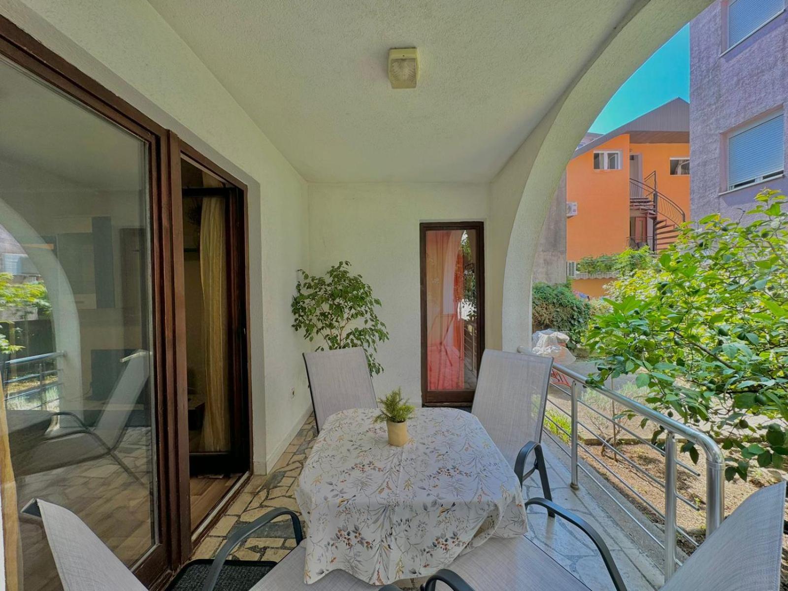 Apartments Hmd Budva Exterior photo